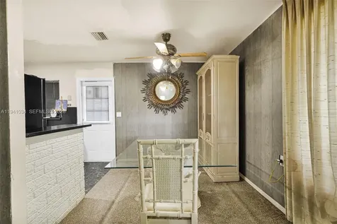 251 Avenue O Riviera Beach FL 33404