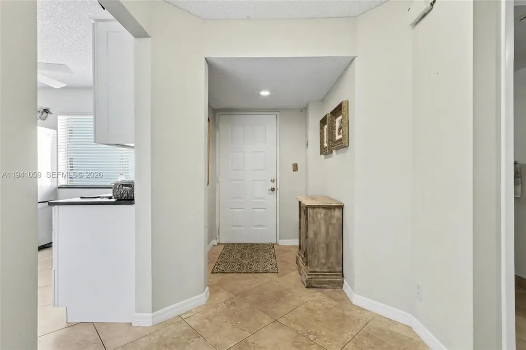 6698 N 10th Avenue N Lake Worth FL 33467