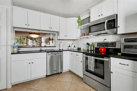 6698 N 10th Avenue N Lake Worth FL 33467