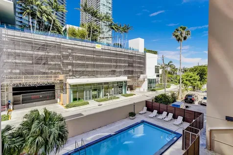 505 NE 30th Street Miami FL 33137