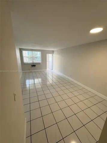 505 NE 30th Street Miami FL 33137