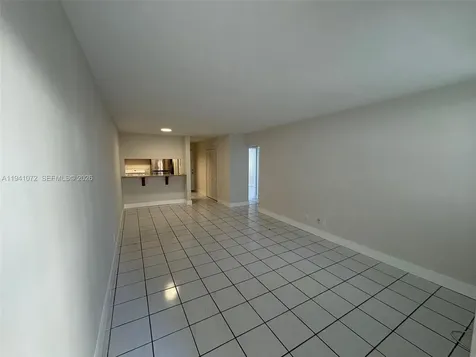 505 NE 30th Street Miami FL 33137