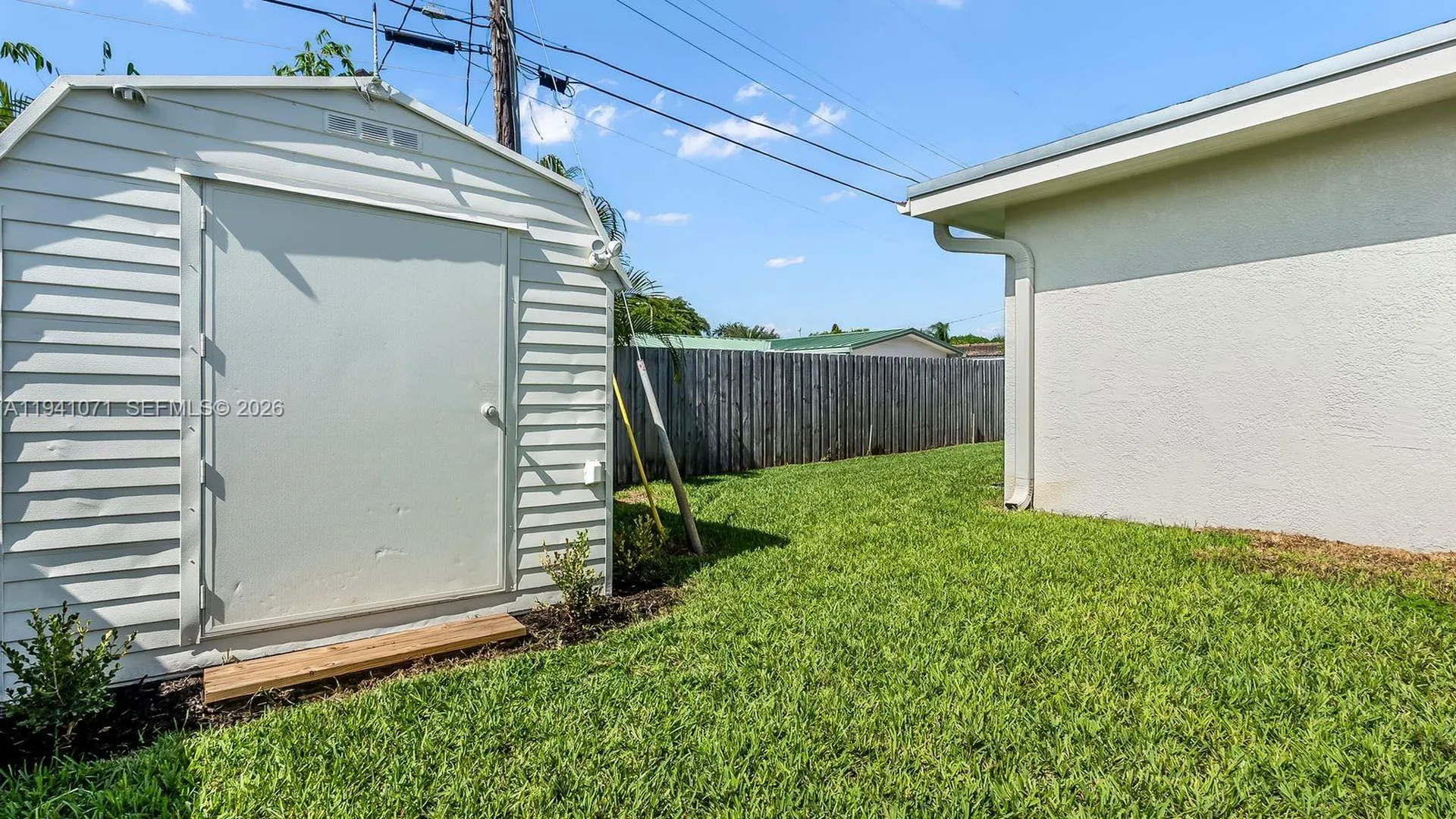 5713 NE 17th Terrace Fort Lauderdale FL 33334