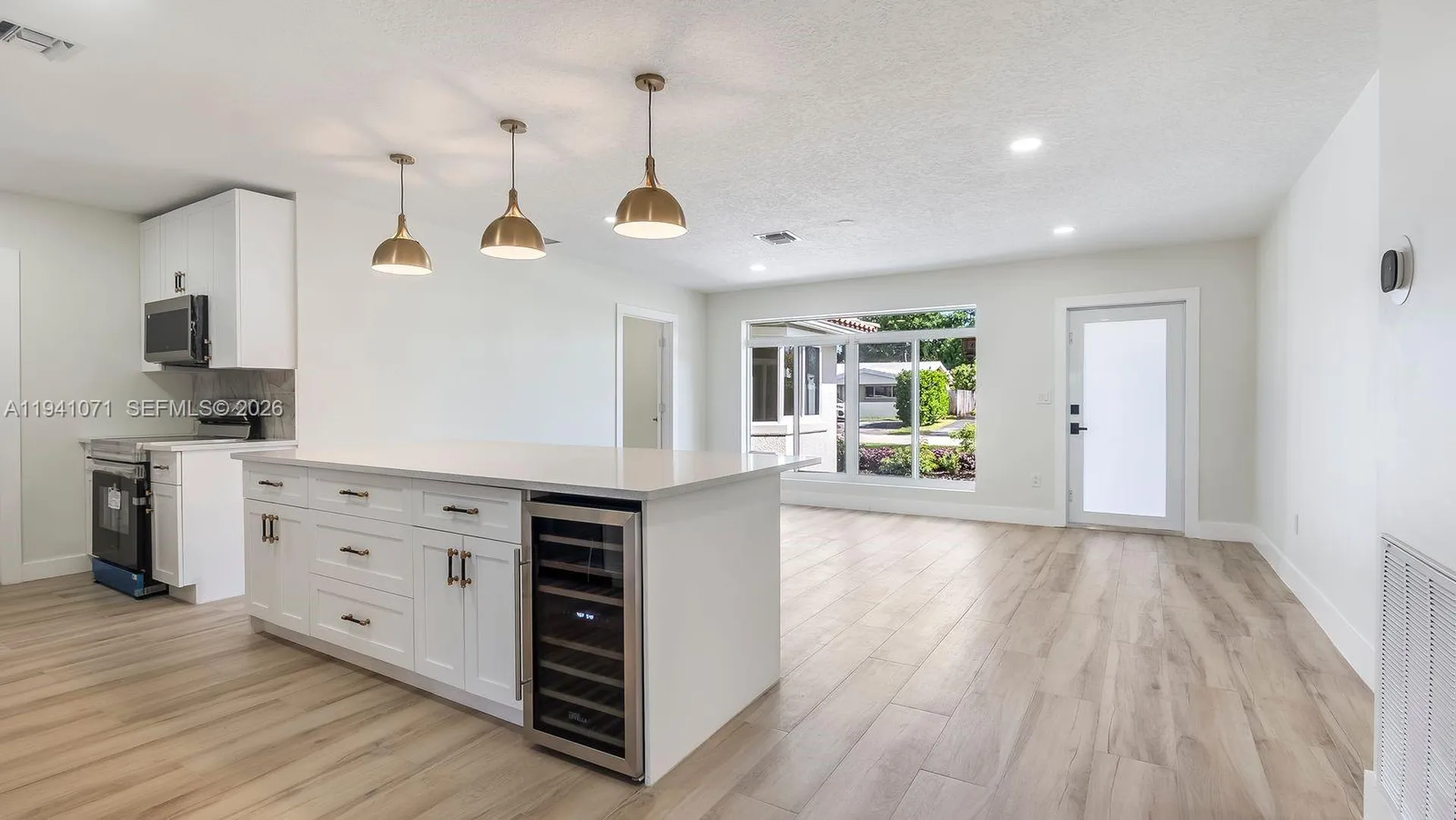 5713 NE 17th Terrace Fort Lauderdale FL 33334