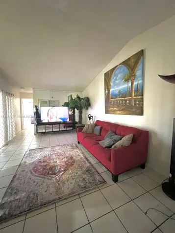 885 NE 213th Terrace Miami FL 33179