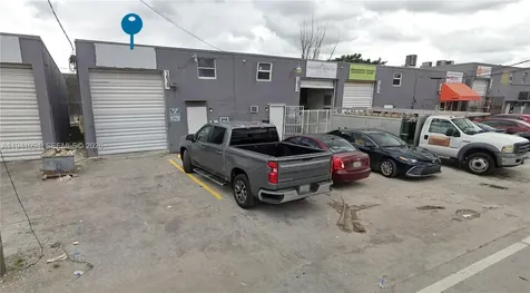 1630 W 33rd Place Hialeah FL 33012