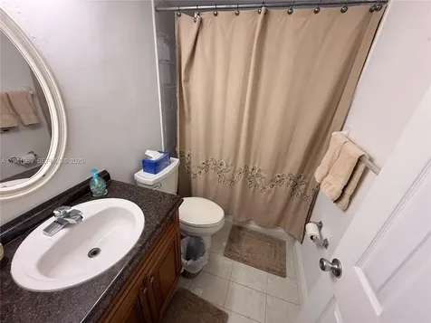 4061 N Dixie Highway Oakland Park FL 33334