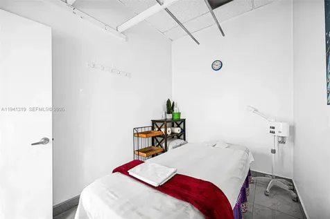 2301 Wilton Drive Wilton Manors FL 33305