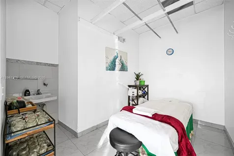 2301 Wilton Drive Wilton Manors FL 33305