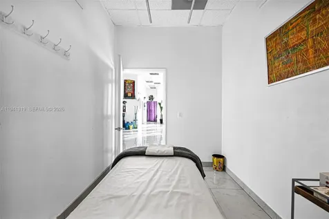 2301 Wilton Drive Wilton Manors FL 33305
