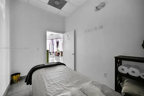 2301 Wilton Drive Wilton Manors FL 33305