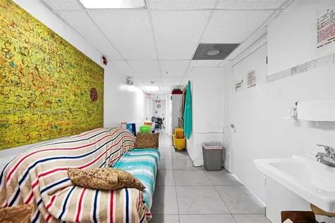2301 Wilton Drive Wilton Manors FL 33305