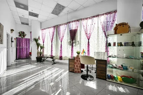 2301 Wilton Drive Wilton Manors FL 33305
