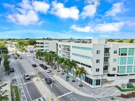 2301 Wilton Drive Wilton Manors FL 33305