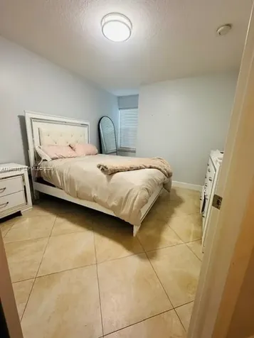 10919 NW 67th Terrace Doral FL 33178