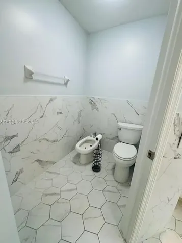 10919 NW 67th Terrace Doral FL 33178