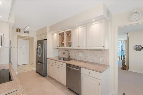 2751 S Ocean Drive Hollywood FL 33019