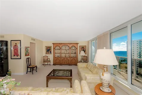 2751 S Ocean Drive Hollywood FL 33019