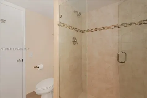 2751 S Ocean Drive Hollywood FL 33019