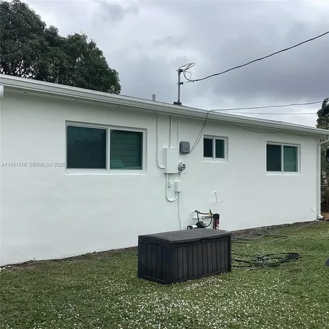 410 N 74th Avenue Hollywood FL 33024
