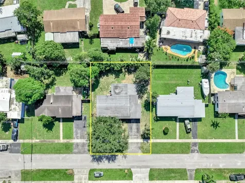 6828 NW 13th Street Plantation FL 33313