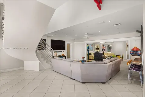 5343 Orduna Drive Coral Gables FL 33146
