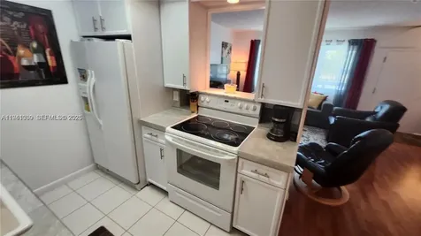 2112 Newport U Deerfield Beach FL 33442