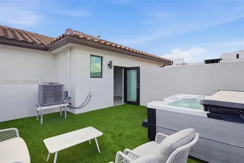 4250 NW 83rd Avenue Doral FL 33166