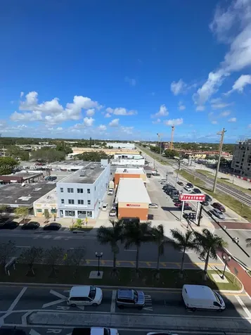 140 S Dixie Highway Hollywood FL 33020
