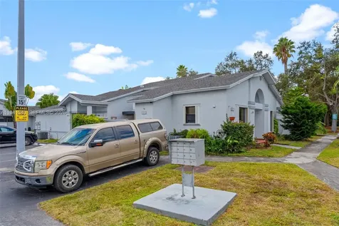6476 SW 152nd Circle Place Miami FL 33193