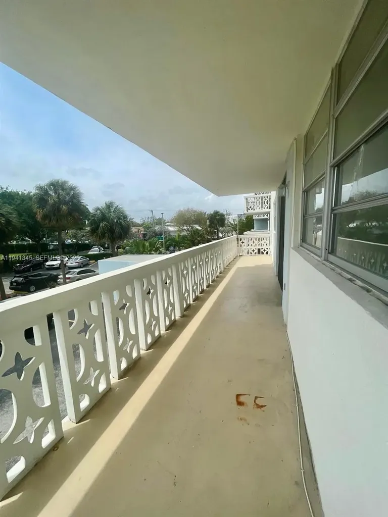 13155 Ixora Court North Miami FL 33181