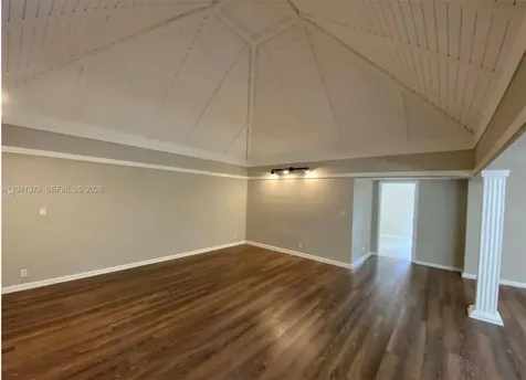6105 Royal Poinciana Lane Tamarac FL 33319