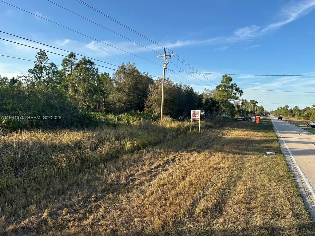 412 Columbus Boulevard Lehigh Acres FL 33974