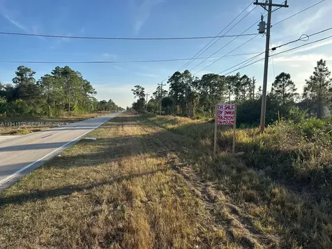 412 Columbus Boulevard Lehigh Acres FL 33974
