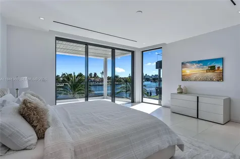 725 Middle River Drive Fort Lauderdale FL 33304