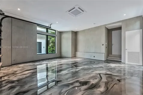 725 Middle River Drive Fort Lauderdale FL 33304