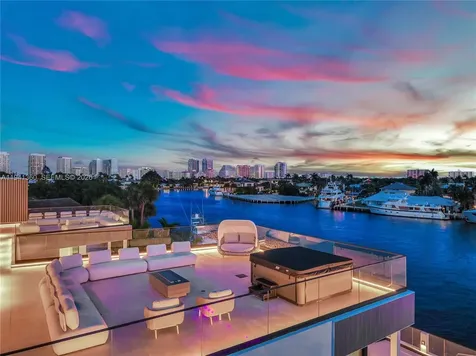 725 Middle River Drive Fort Lauderdale FL 33304