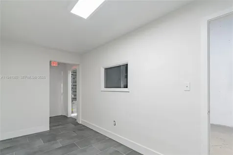 569 W 28th Street Hialeah FL 33010