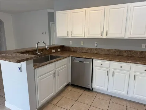 22547 SW 94th Path Cutler Bay FL 33190