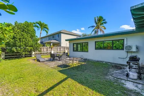 11534 NE 13th Avenue Miami FL 33161