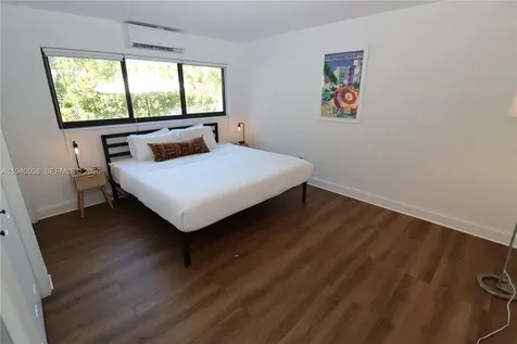 11534 NE 13th Avenue Miami FL 33161