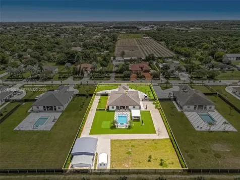 18261 SW 224th Street Miami FL 33170