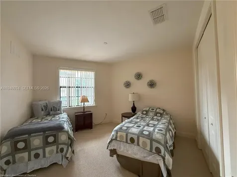 2351 Lakeview Drive Sebring FL 33870