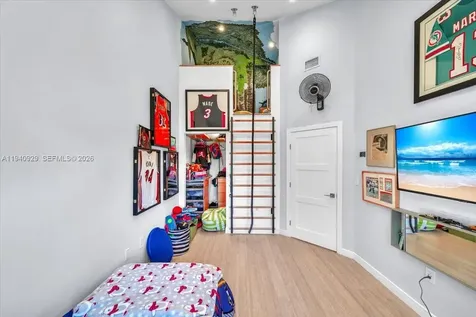 208 Jefferson Avenue Miami Beach FL 33139