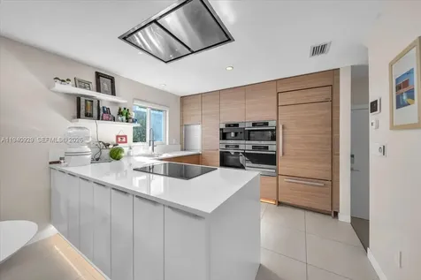 208 Jefferson Avenue Miami Beach FL 33139