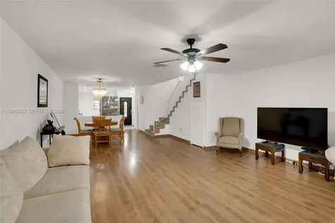 3865 Estepona Avenue Doral FL 33178