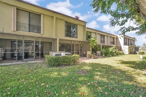 3865 Estepona Avenue Doral FL 33178
