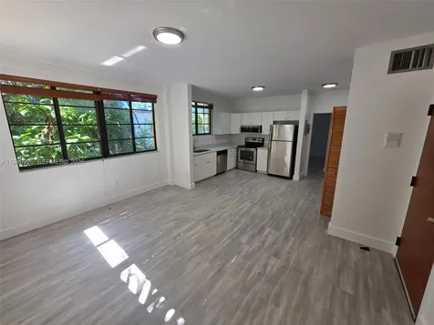 632 15th Street Miami Beach FL 33139
