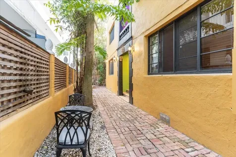 632 15th Street Miami Beach FL 33139