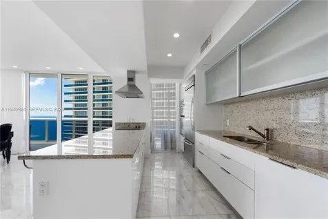1800 S Ocean Drive Hallandale Beach FL 33009